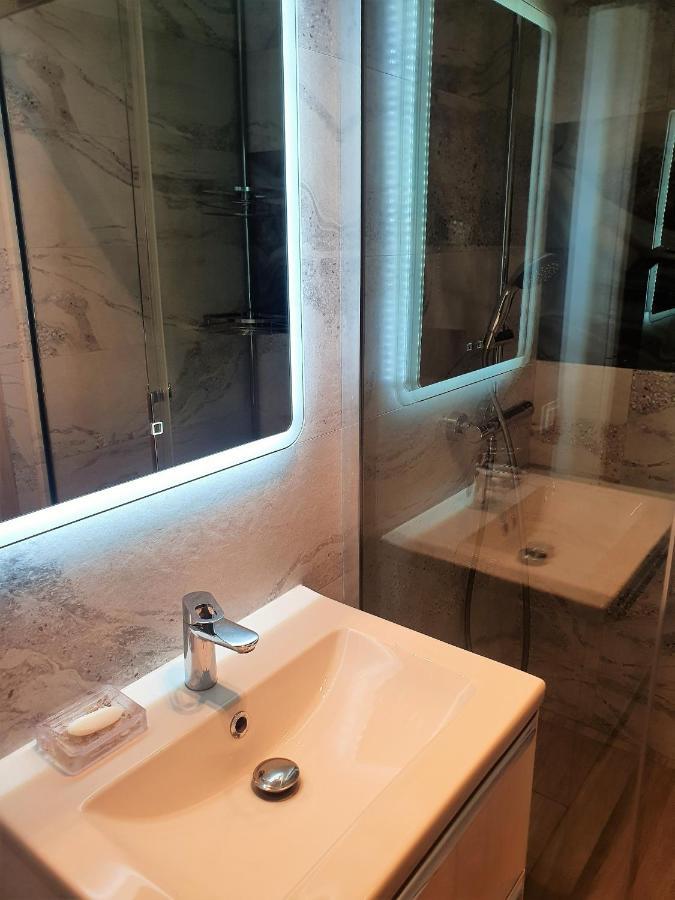 Apartament Beige Z Ogrodkiem Dziwnówek Exteriör bild