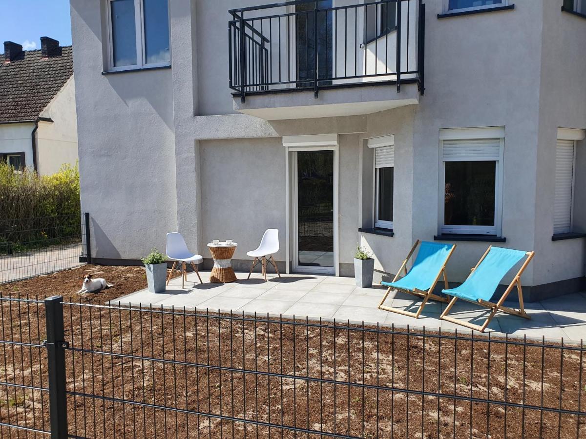 Apartament Beige Z Ogrodkiem Dziwnówek Exteriör bild